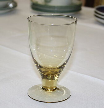 Glas - Vinglas - Gultonat 