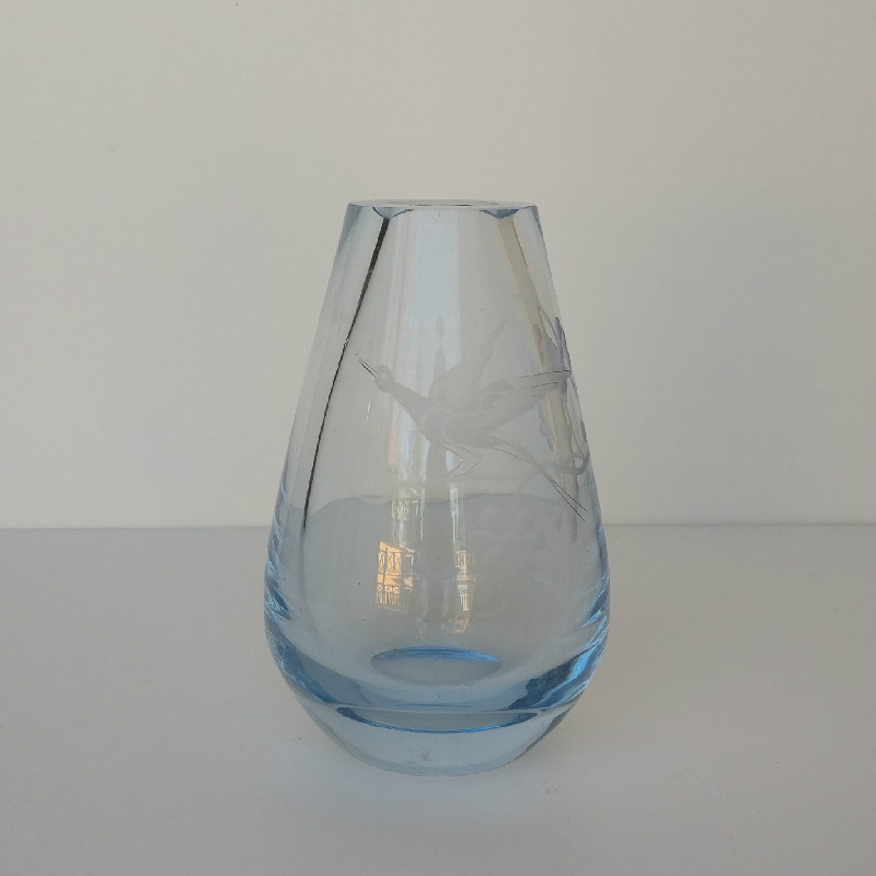 Vas i blåtonat glas - 2