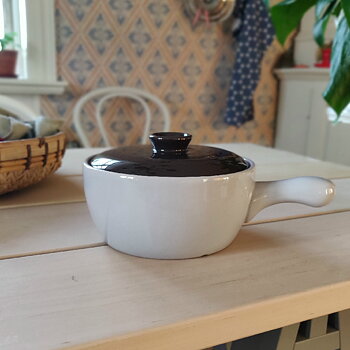 Karott  med lock