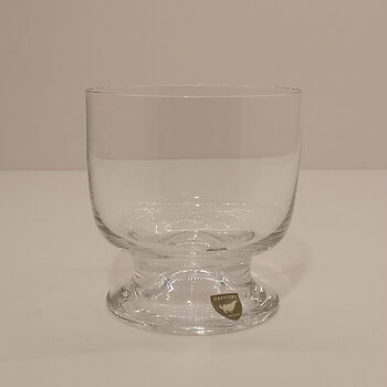 Glas på liten fot från Orrefors