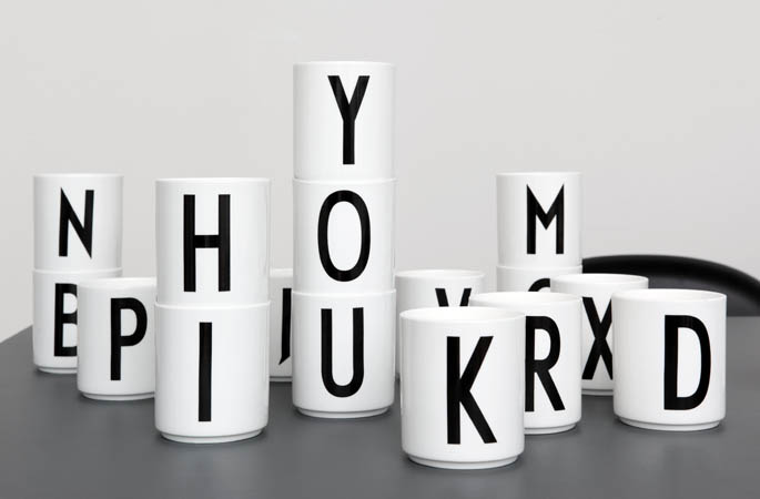 Bokstavsmugg G från Design Letters  - 2