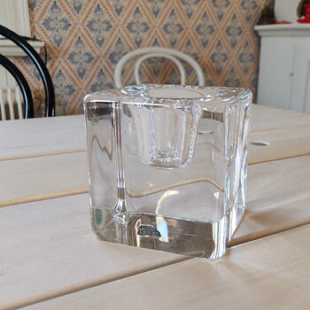 Ice Cube ljuslykta från Kosta