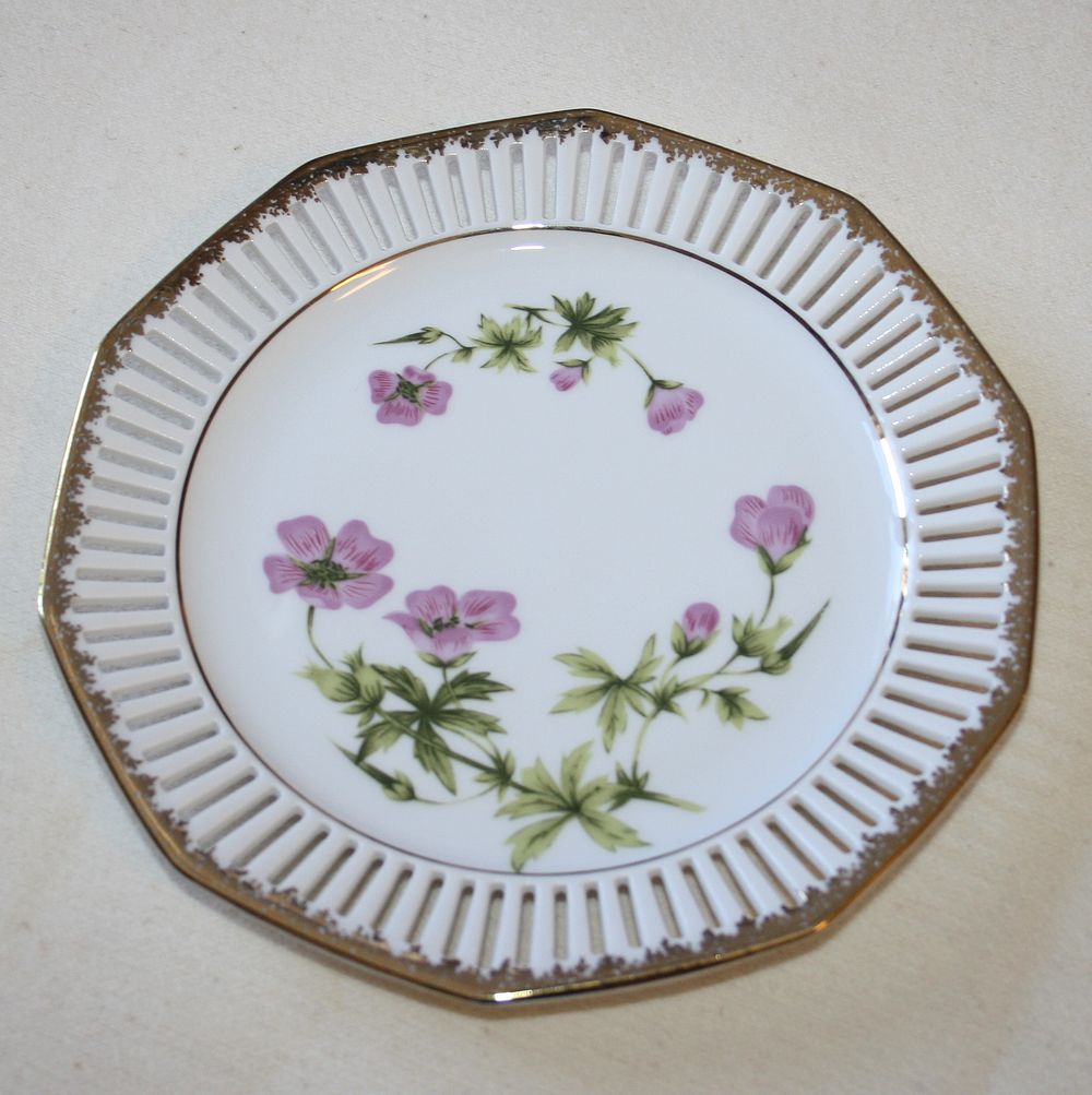 Svaneholm - Porslin - Svensk Fjällflora - Assiett nr 11