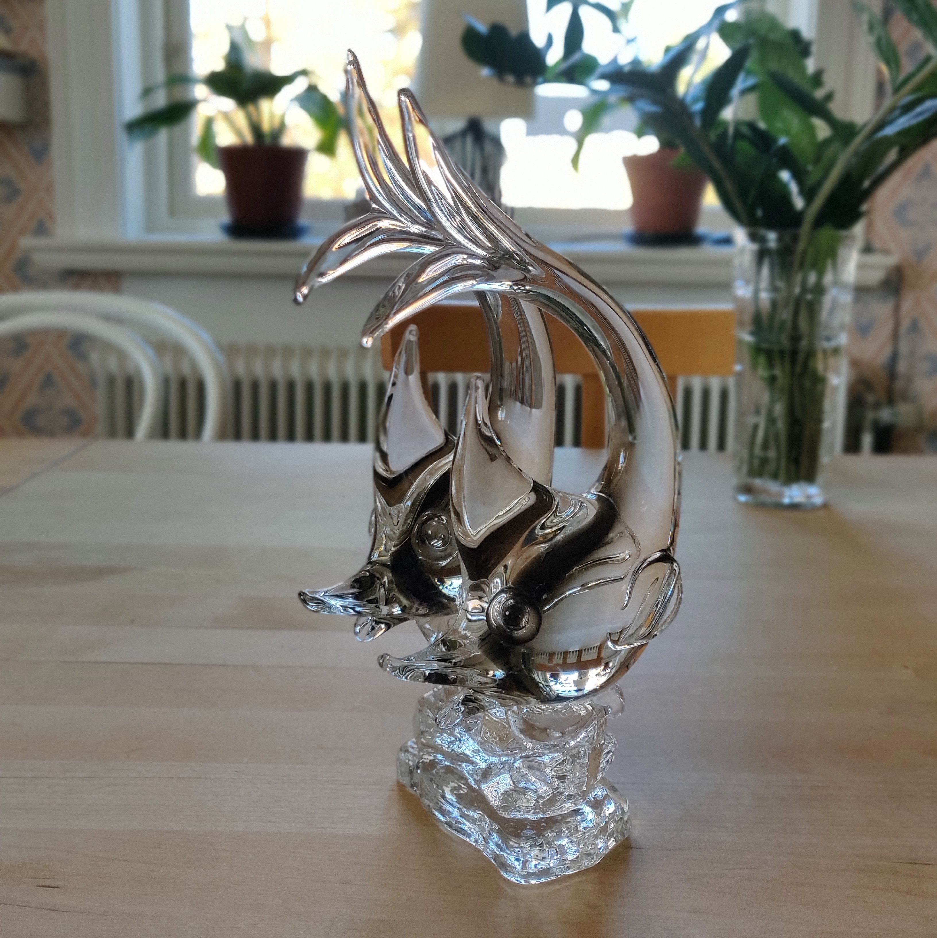 Fiskar figurin i glas