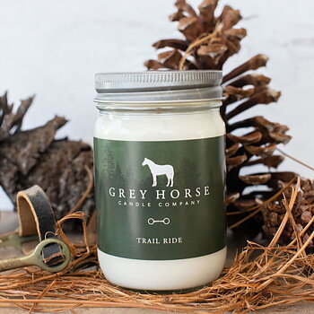 Doftljus Grey Horse Candle Trail Ride 