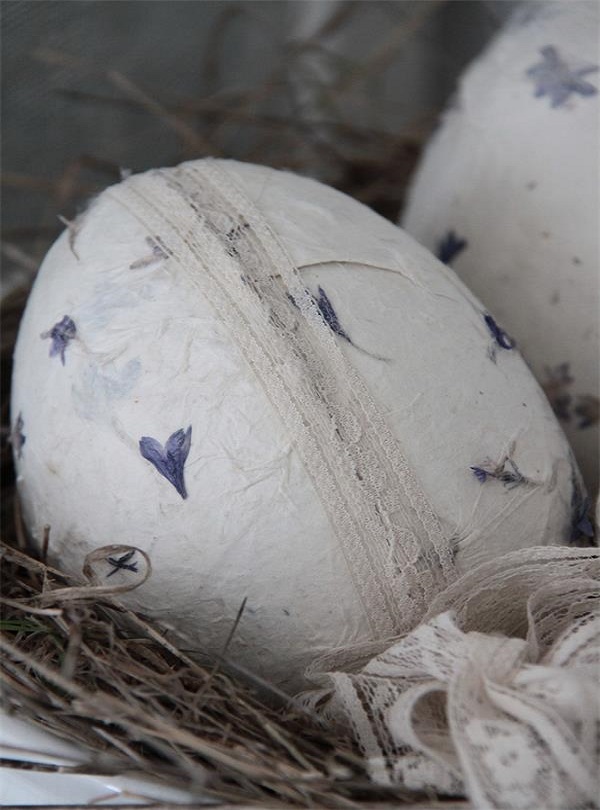 HANDGJORT PÅSKÄGG - STORT