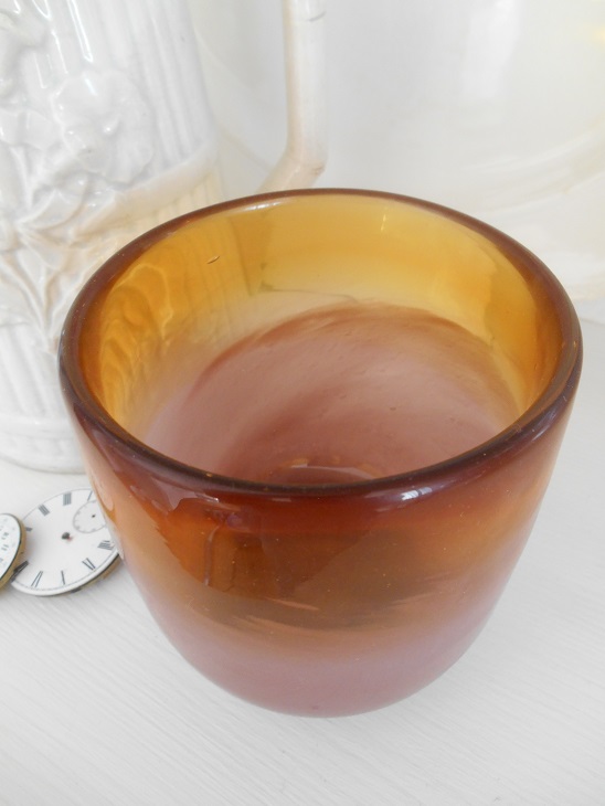 VACKER LJUSLYKTA AV GLAS - 2