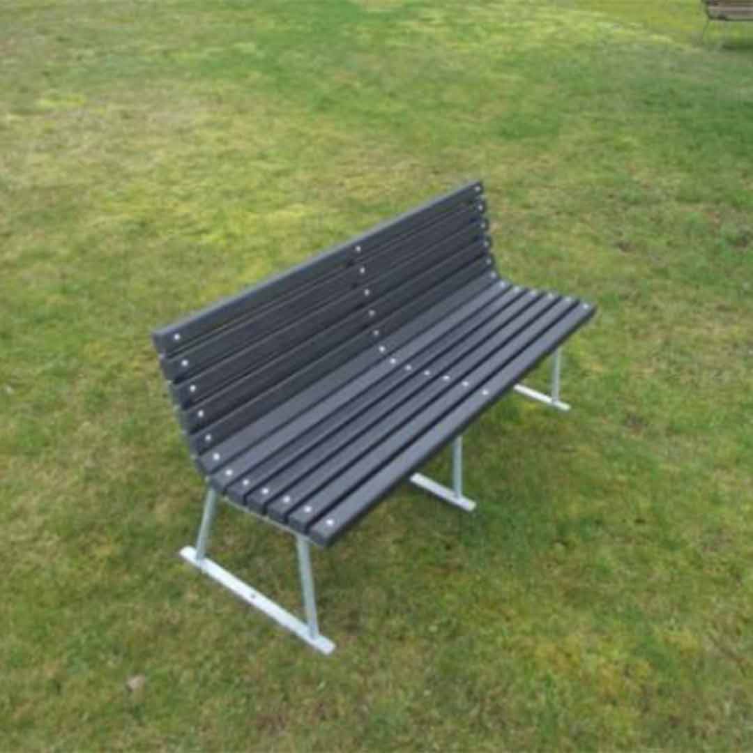 Samsø benk med rygg uten armlener
