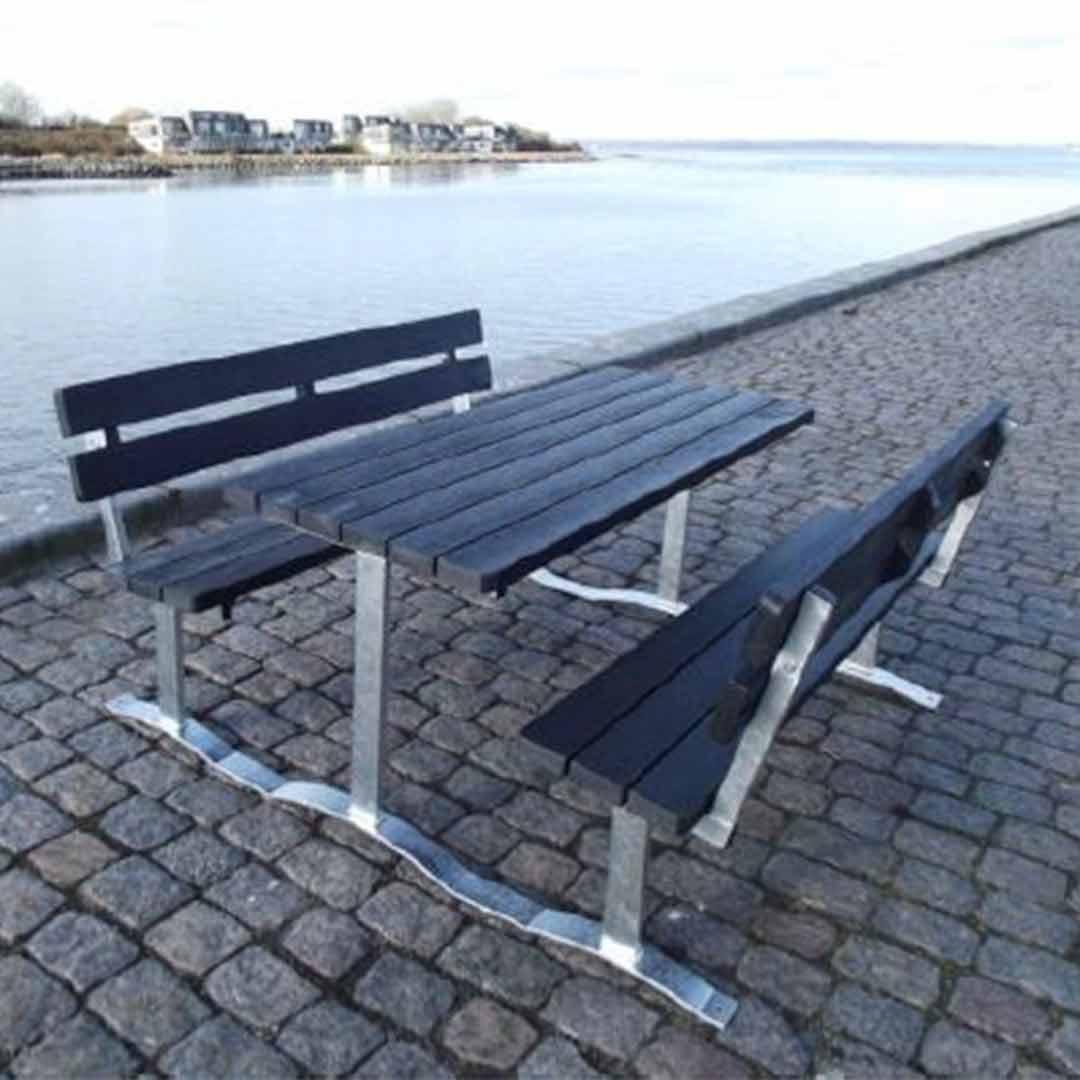 Parkbenksett i resirkulert plast