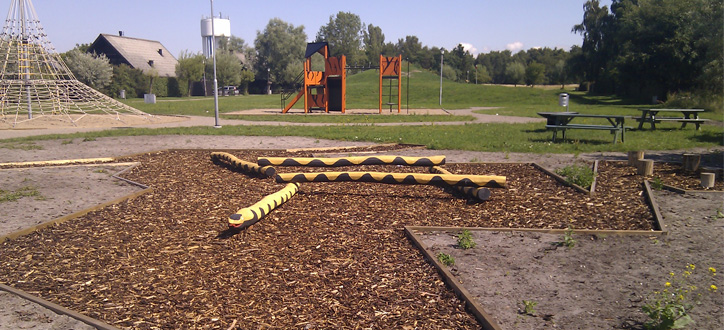 Lekskulptur Orm