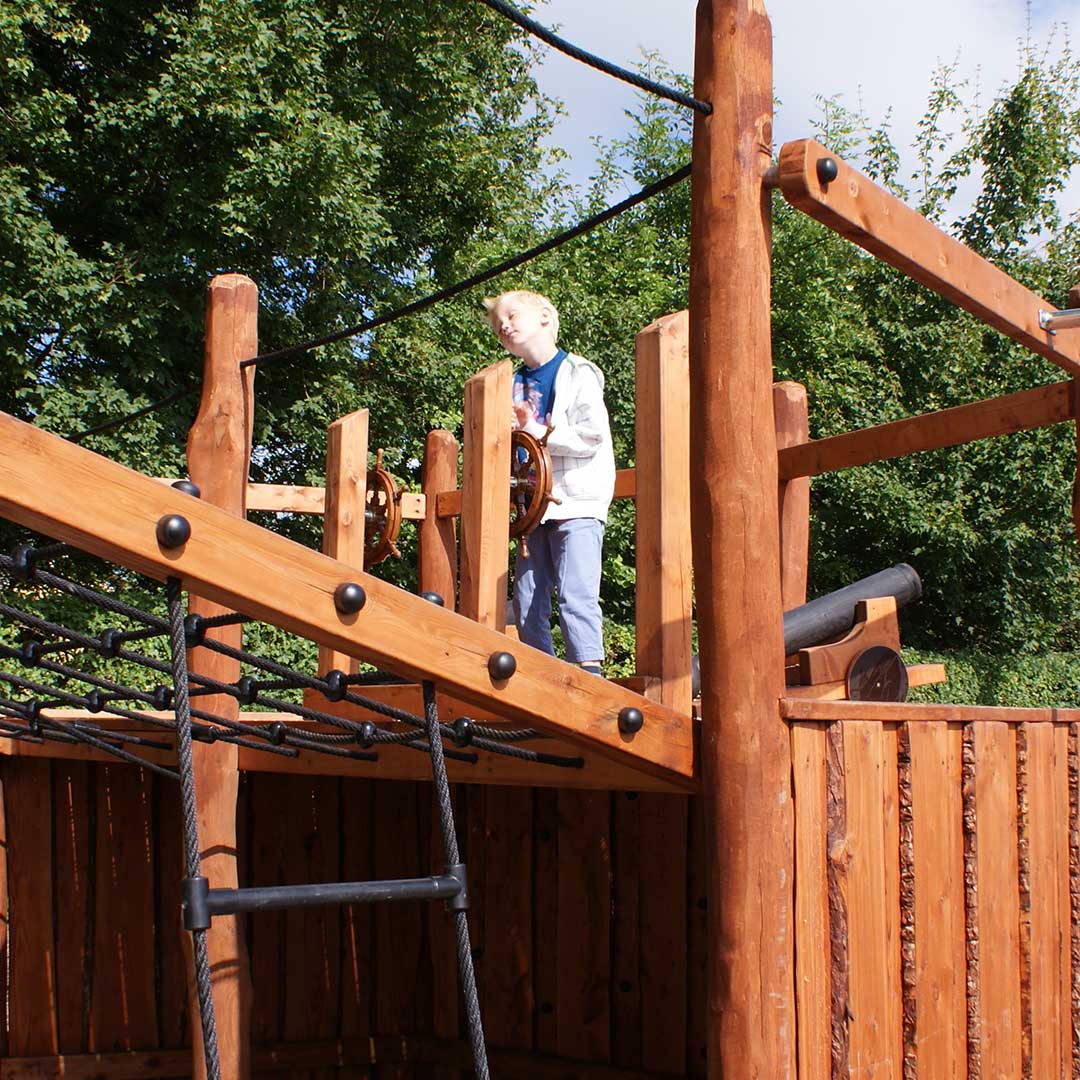 Jättestort sjörövarskepp - 8