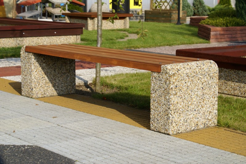 Betongbänk 06 - 2