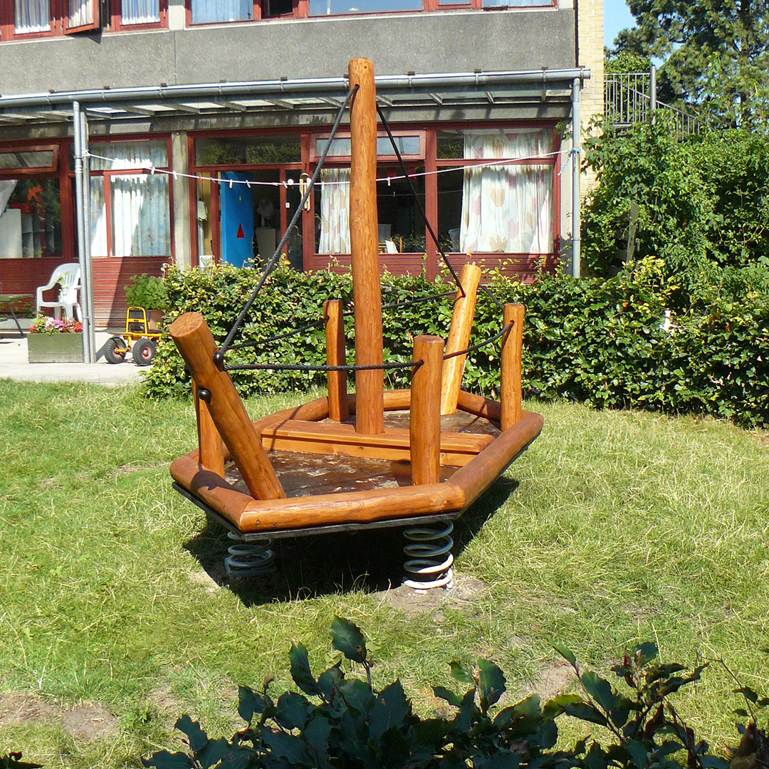 Vippebåd i Robinie