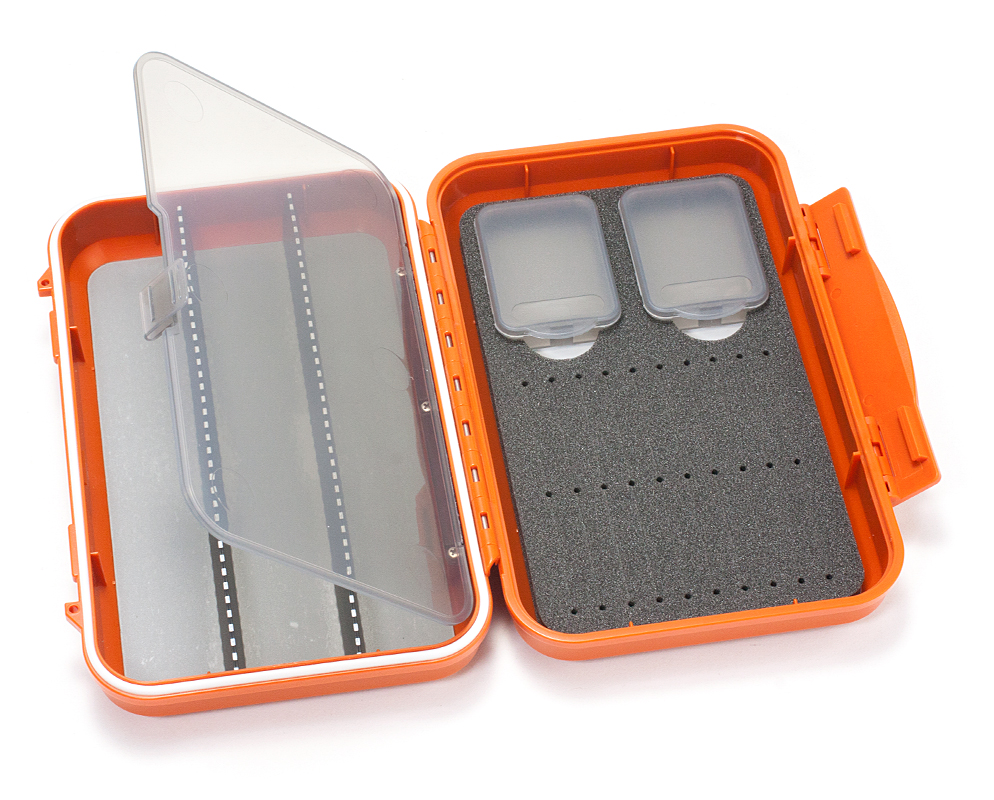 Medium 2-Row WP Tube Fly Case w 3 Comp (CF-2403V) (Flera färger)