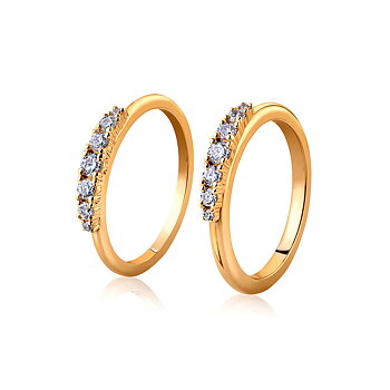 9111-2K Sten: 1×0,07 ct & 2×0,05 ct & 2×0,03 ct & 2×0,01 ct Fattning: Gabriella