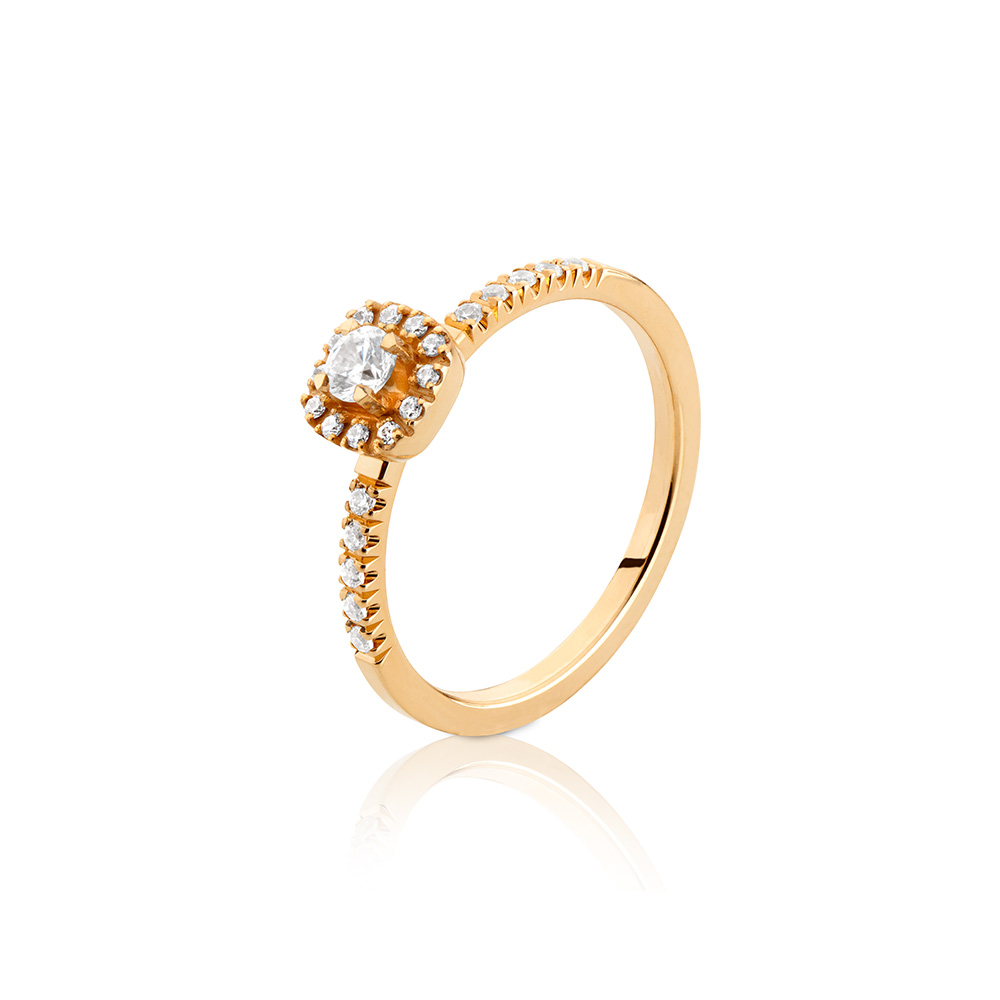 Olympia-1,6K Sten: 1×0,14 ct & 12×0,005 ct & 10×0,0085 ct Fattning: CARM fyrkantig 1  mittsten 0,15 ct