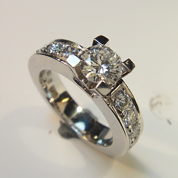 Allians Solitär ca 1,27ct
