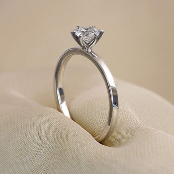 9015 EF38 - Lab Grown solitärring 0,50 ct i vitguld