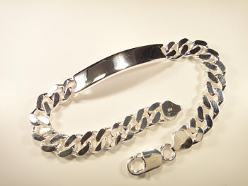 Silver armband med gravyr platta