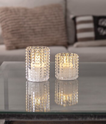 Blockljus i glas Dotty 12,5 cm. Batteriljus med timer och LED