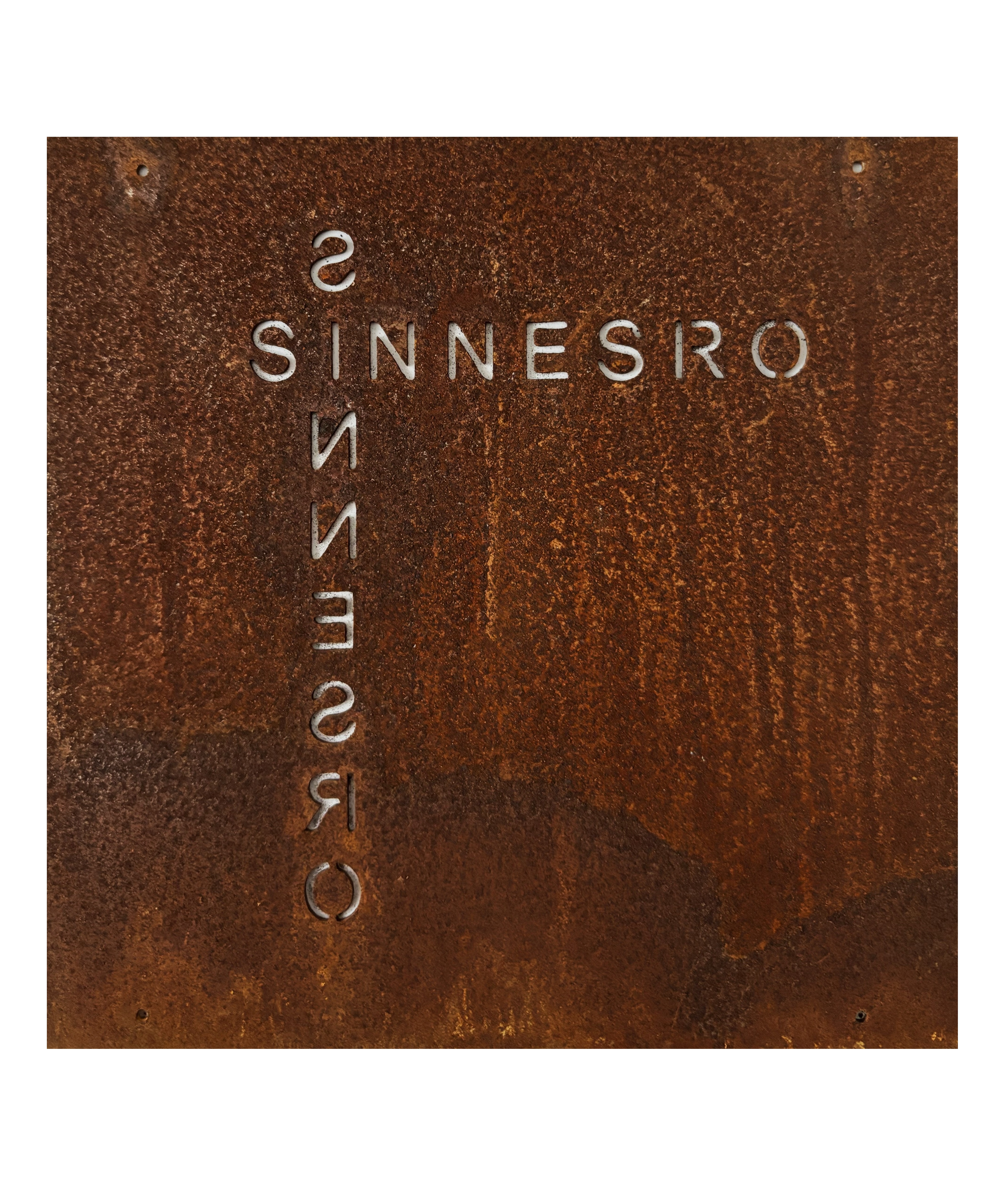 Rostig skylt SINNNESRO till armeringsnät 14 cm