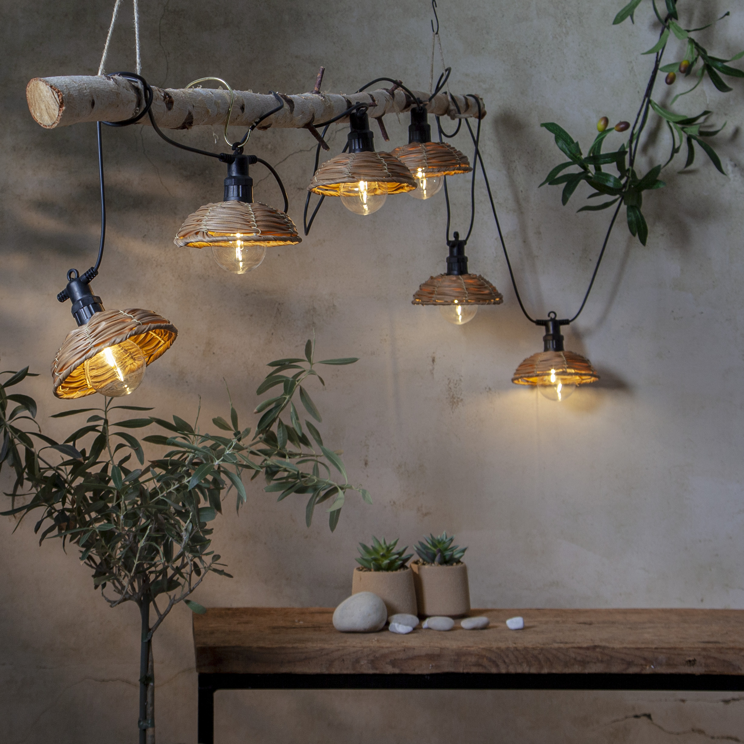 Ljusslinga Stockholm 6 st lampor i rotting med elkontakt