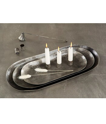 Avlång bricka i metall 50 cm. Stor. Antik silver