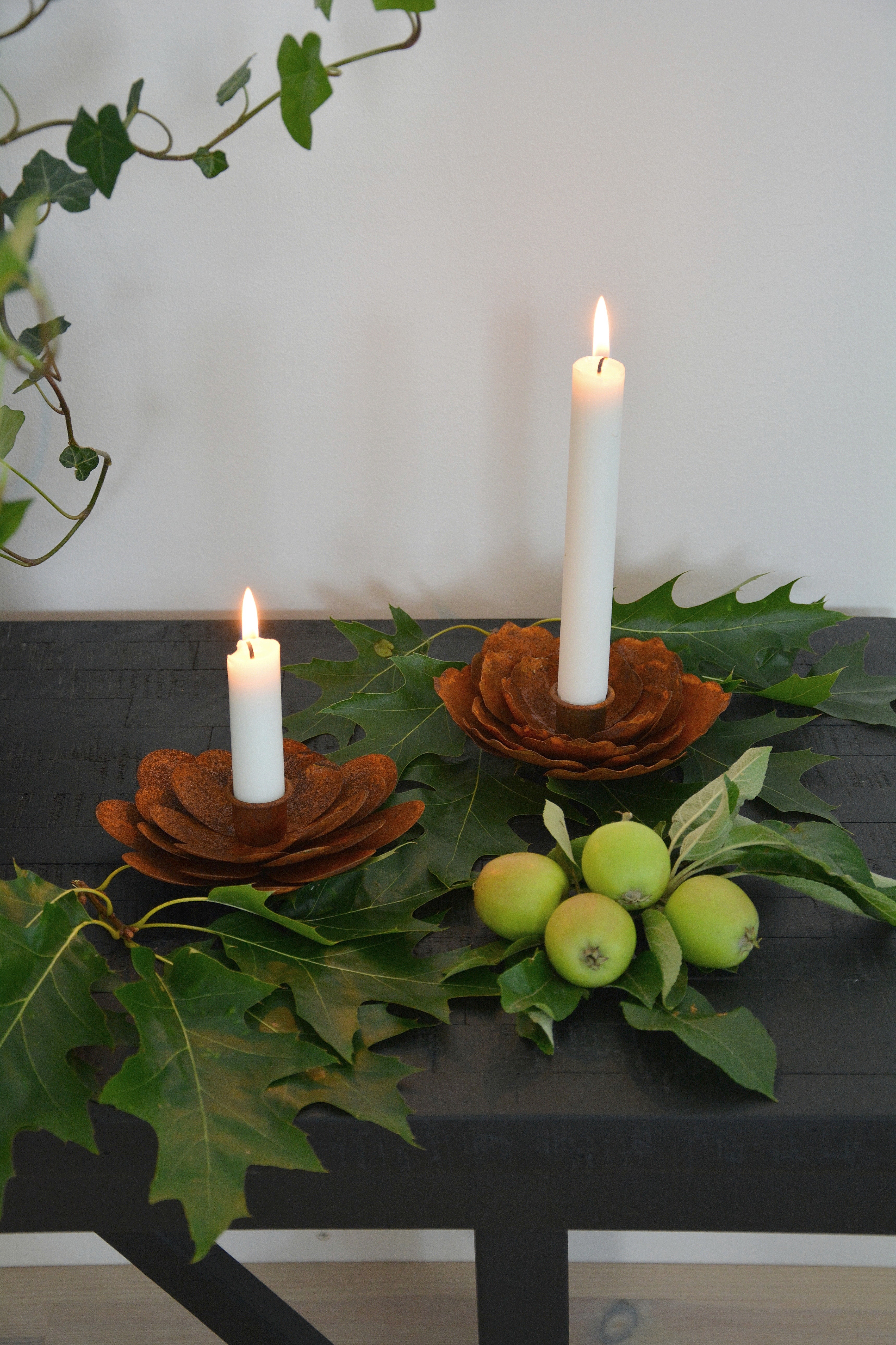 Ljusstake blomma i rostig plåt  14 cm.