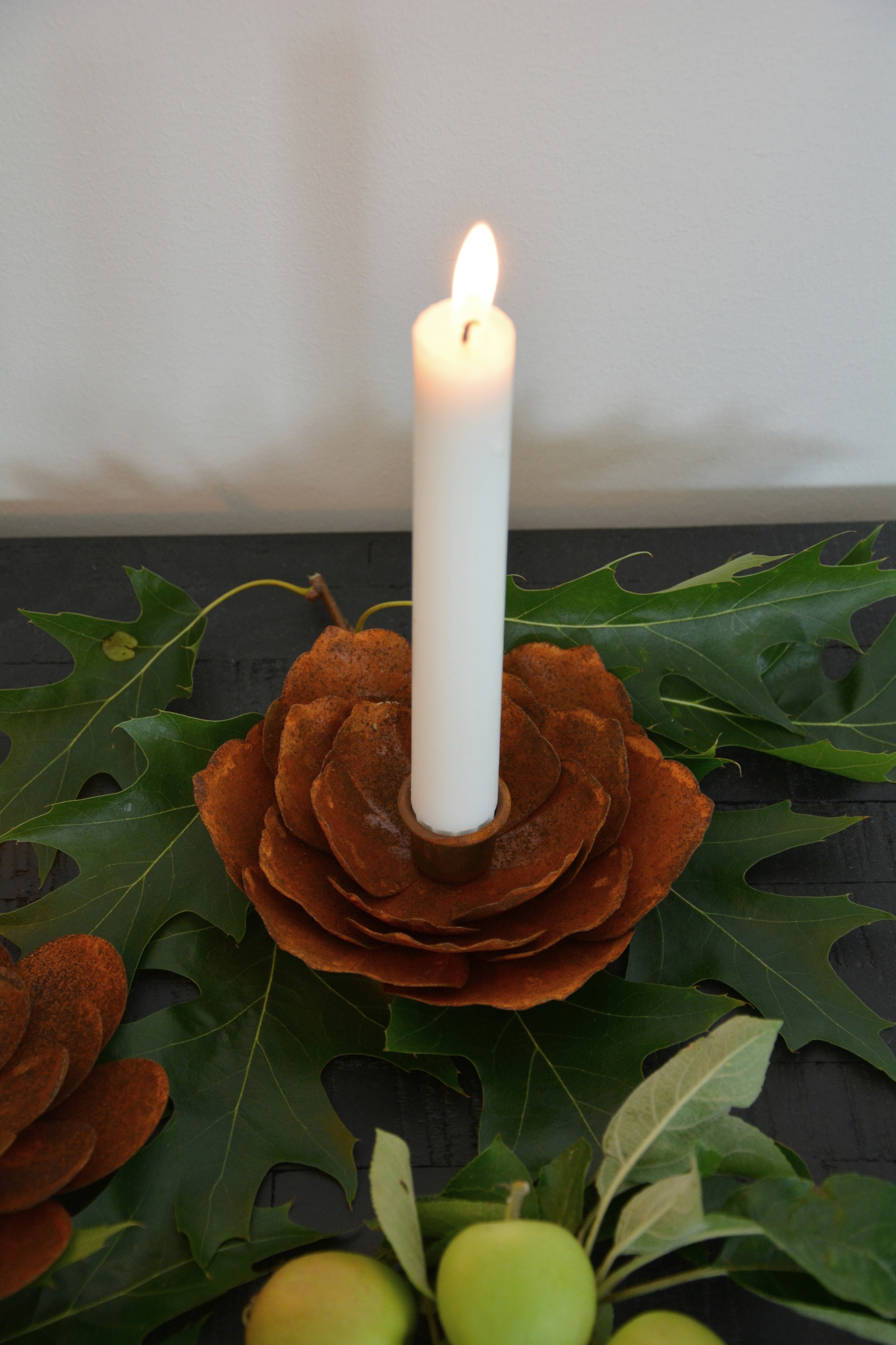 Ljusstake ros i rostig plåt  14 cm.