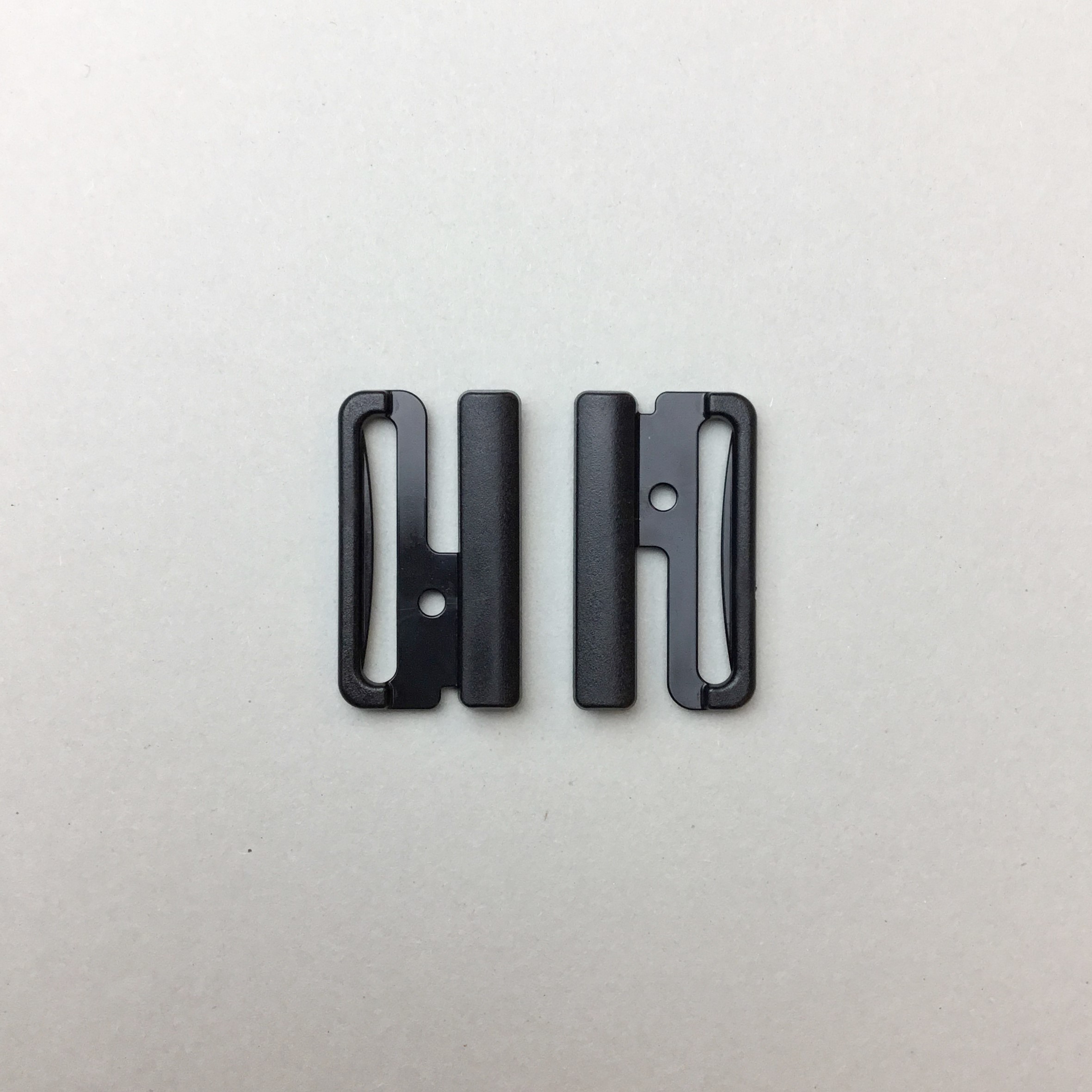 Bikini fastener black HTB - 7