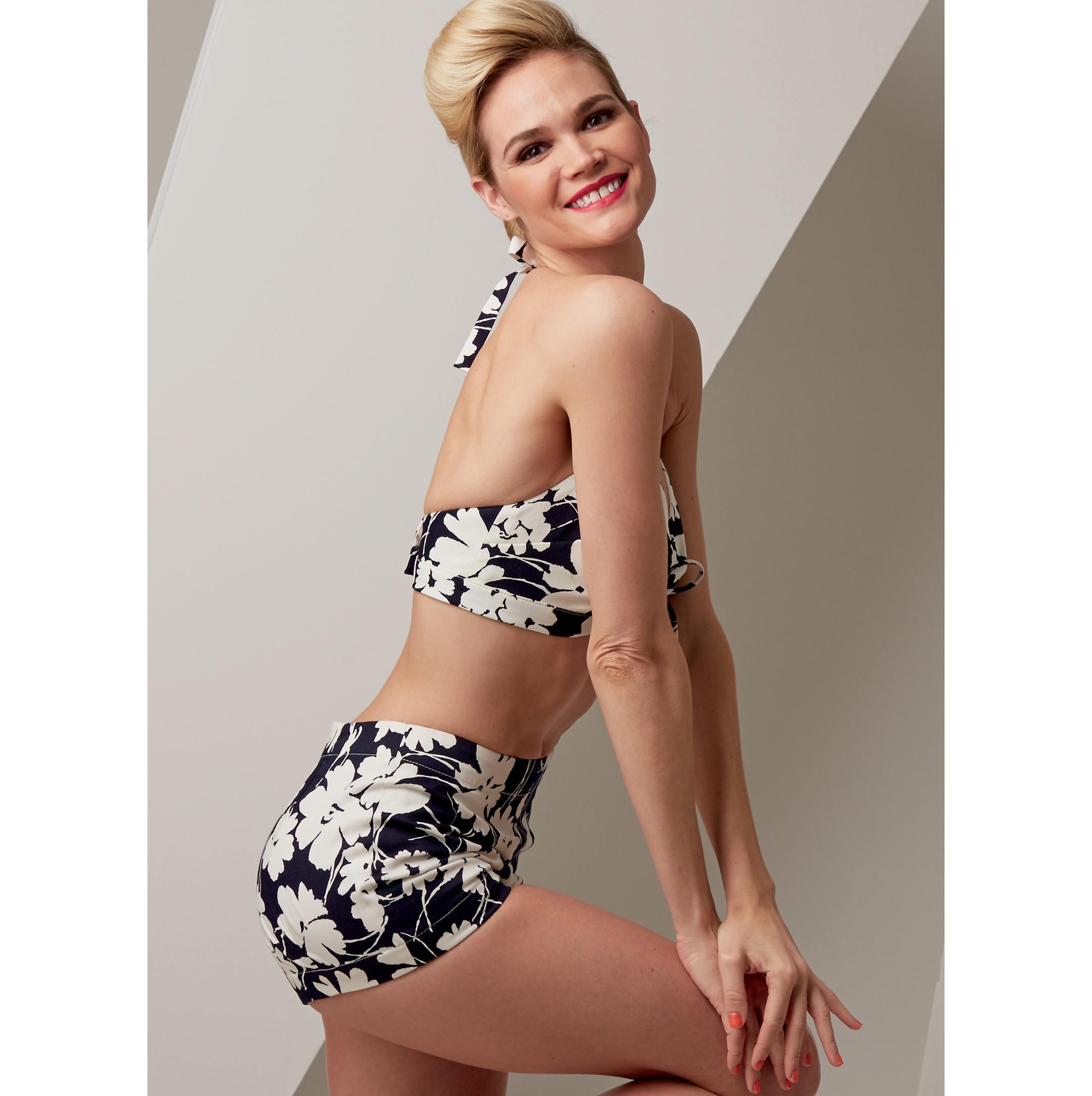 V9255 - Retro soltopp, shorts & strandtunika