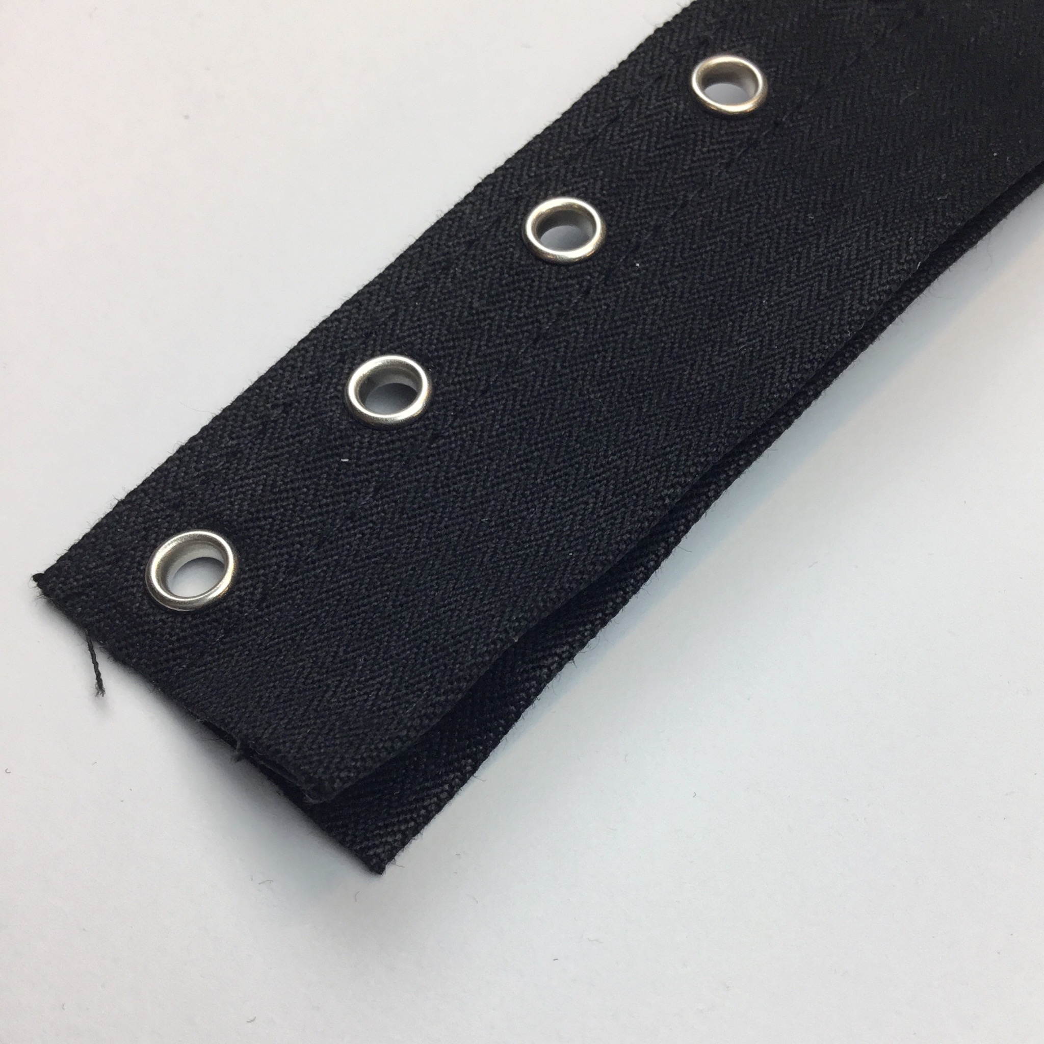 Eyelet tape black SN3957
