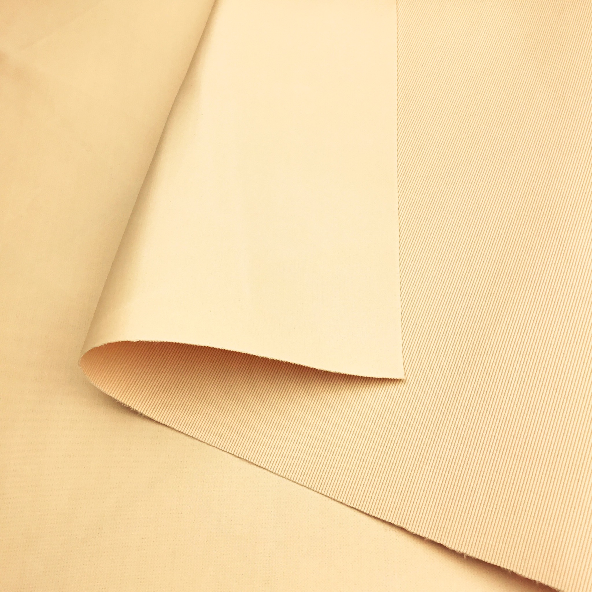 Kraftigt stretchsatin Nude AS1602