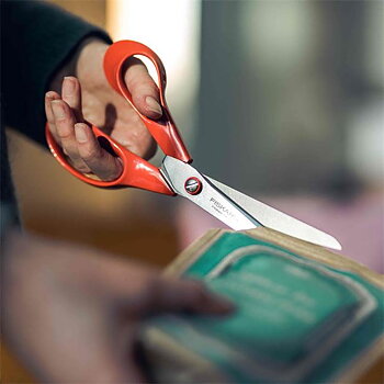 FISKARS Classic Universalsax 21 cm Vänster