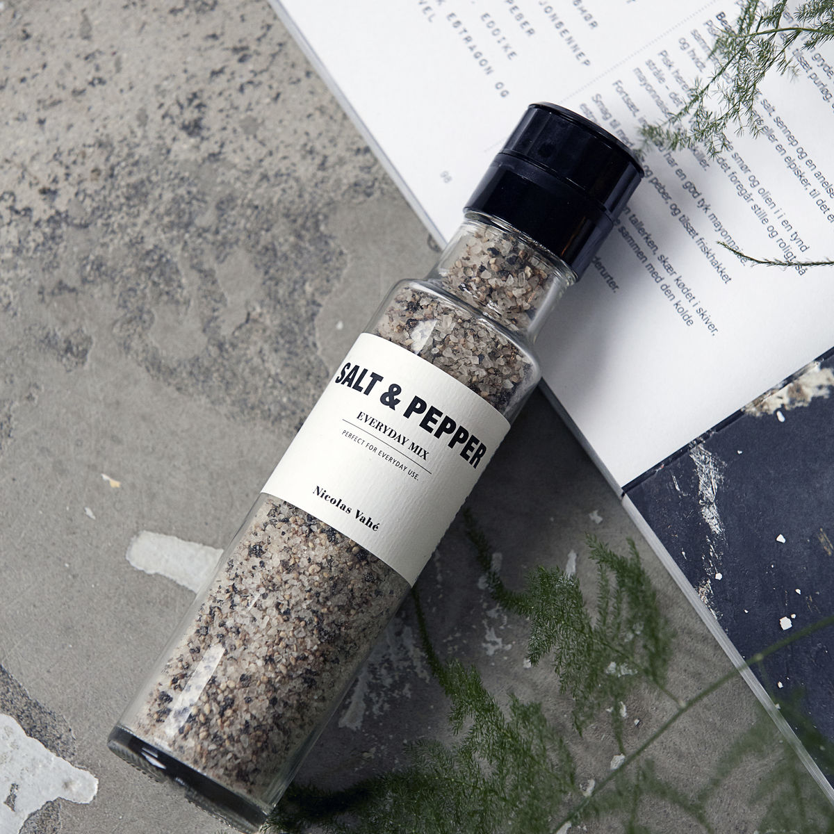 NICOHLAS VAHE   Salt & Peppar - 2