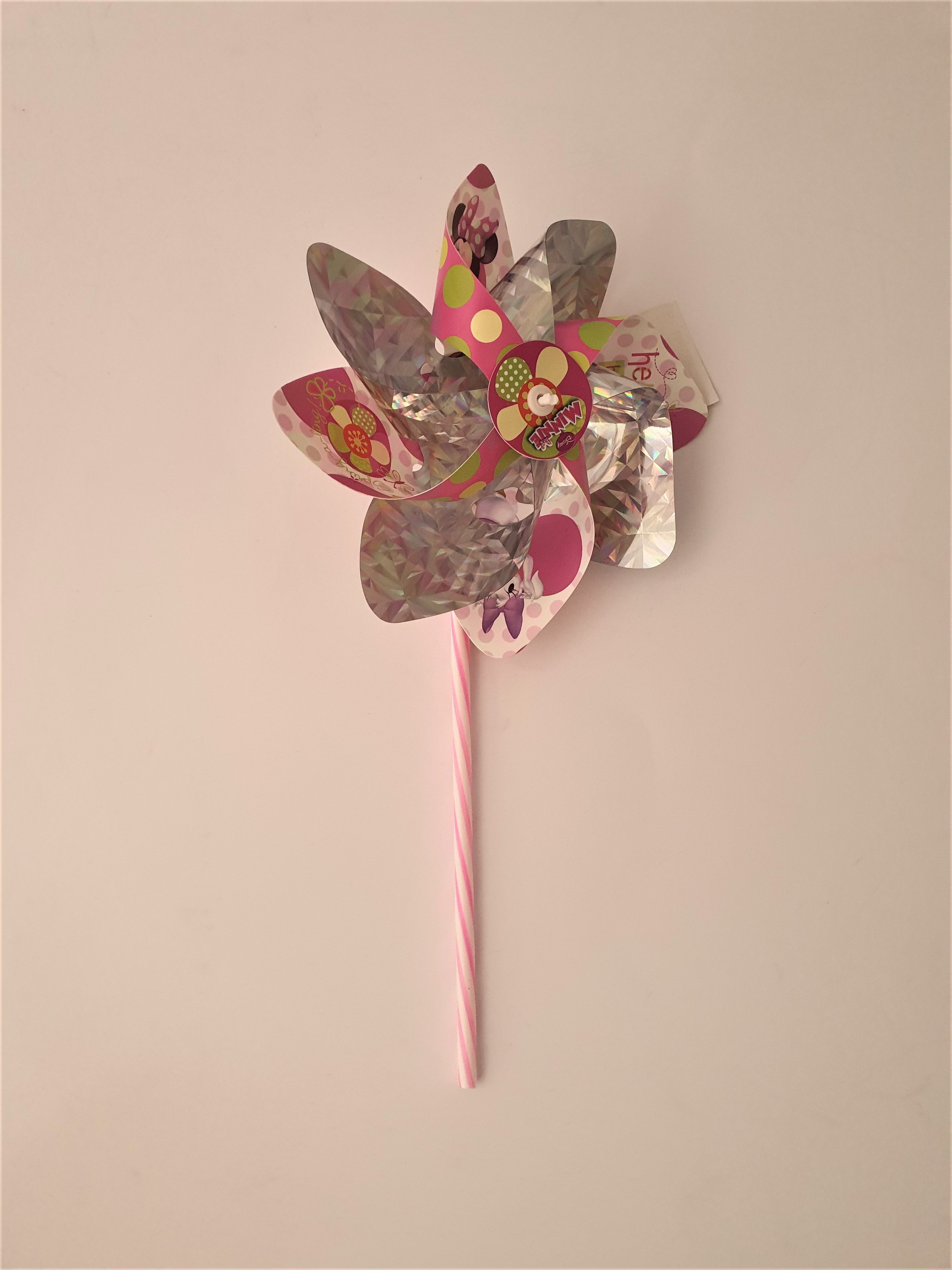 Disney, Wind spinner (various motifs) Cheap toys online LekOutlet.se