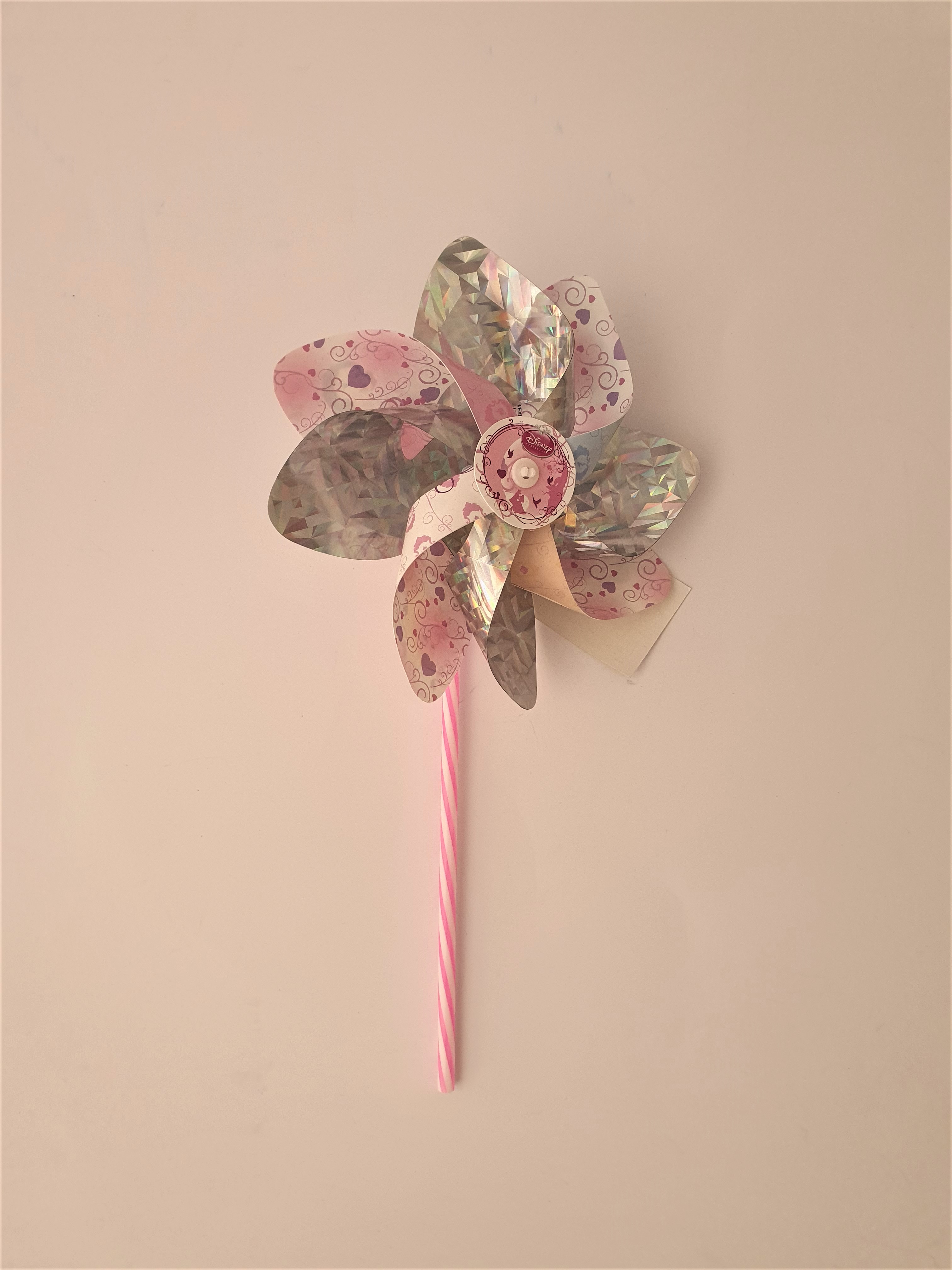 Disney, Wind spinner (various motifs) Cheap toys online LekOutlet.se