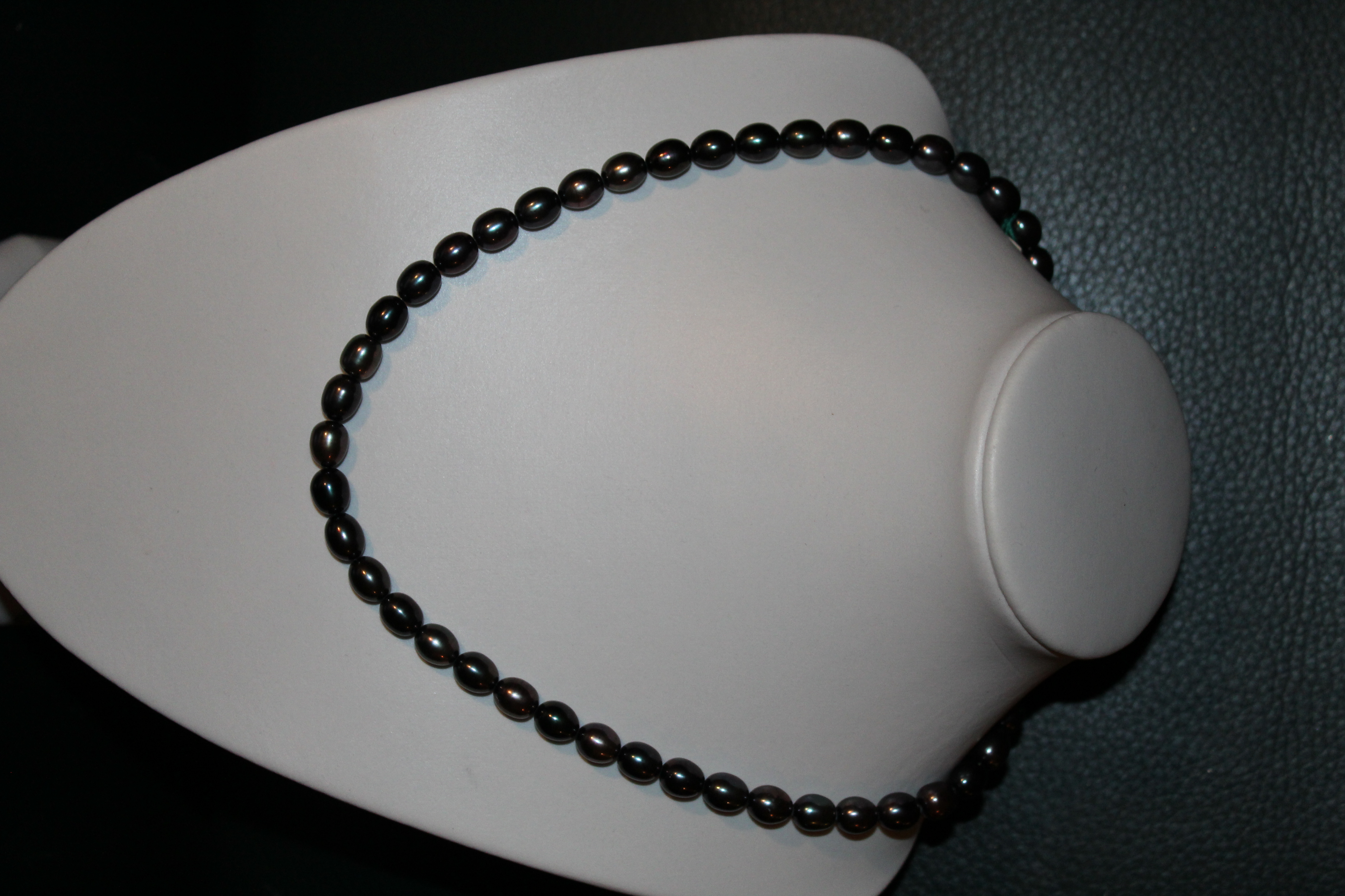 Pärlhalsband av jämna odlade pärlor - 3