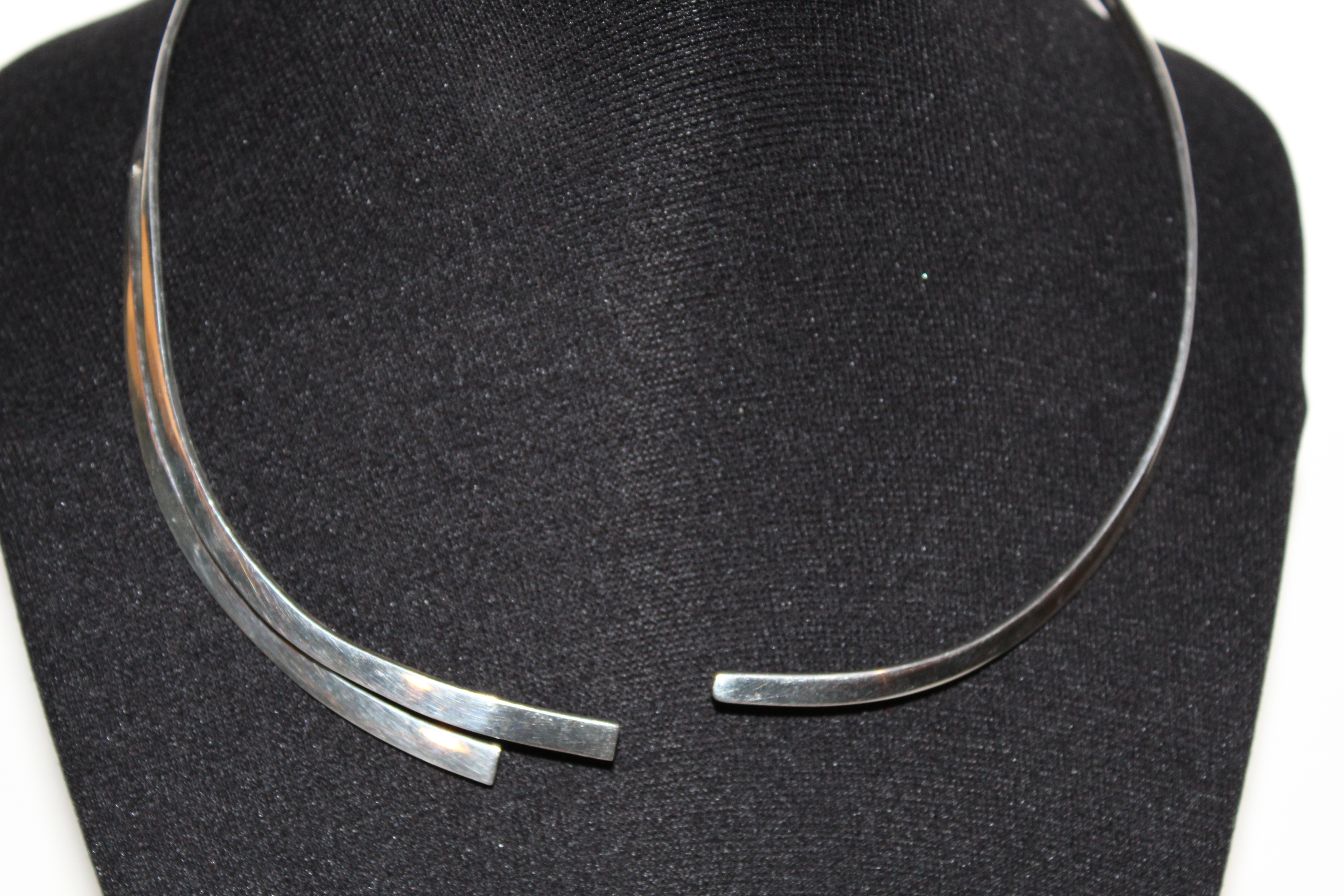 Halsring i silver