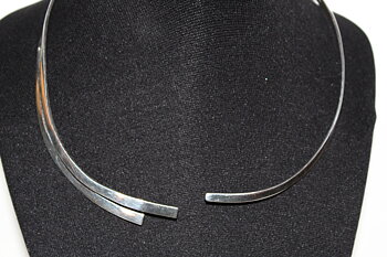 Halsring i silver