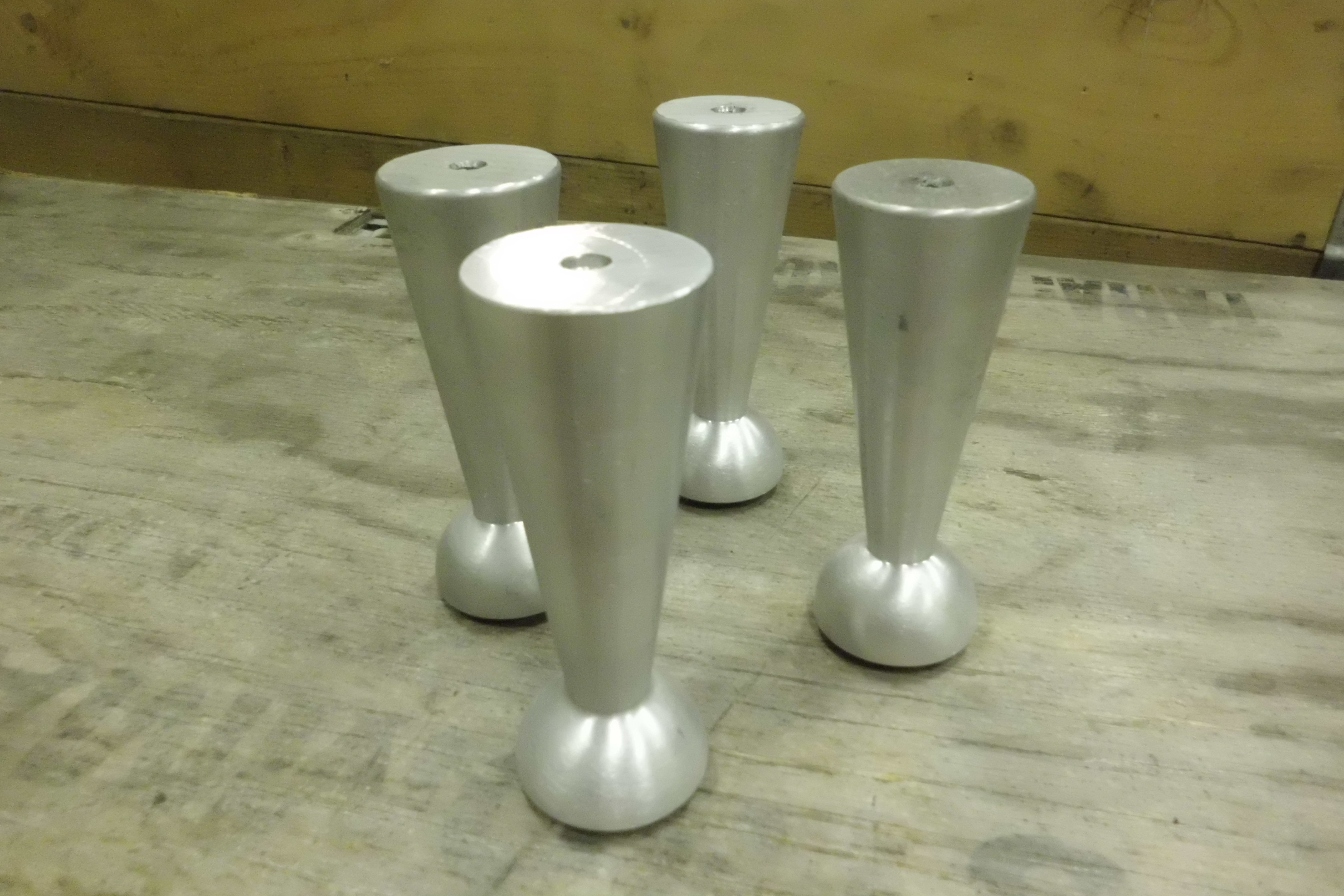 Möbelben raka i aluminium