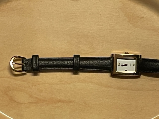 Armbandsur med läderband