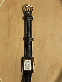 Armbandsur med läderband