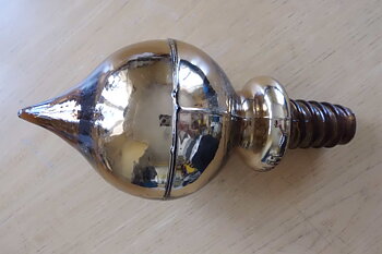 Flaggstångskula i glas