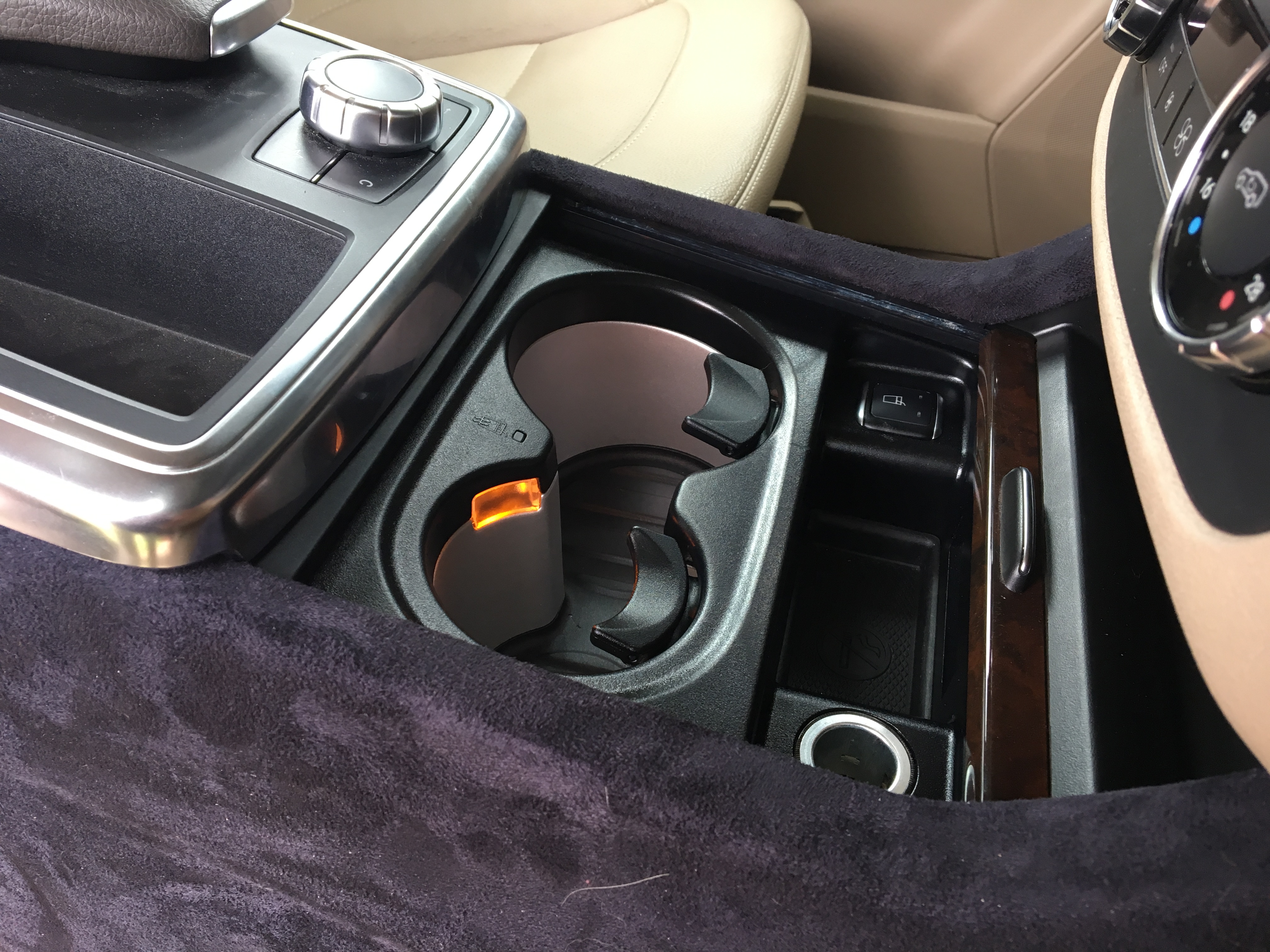 1. Facelift Cup holder temperature controlled HOT/COLD  mb ORIGINAL 1pcs - 5