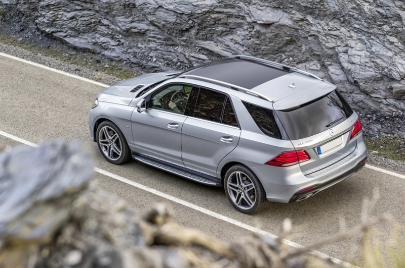 1. AMG "look"  ML63 sidesteps  SUV 2st - 5