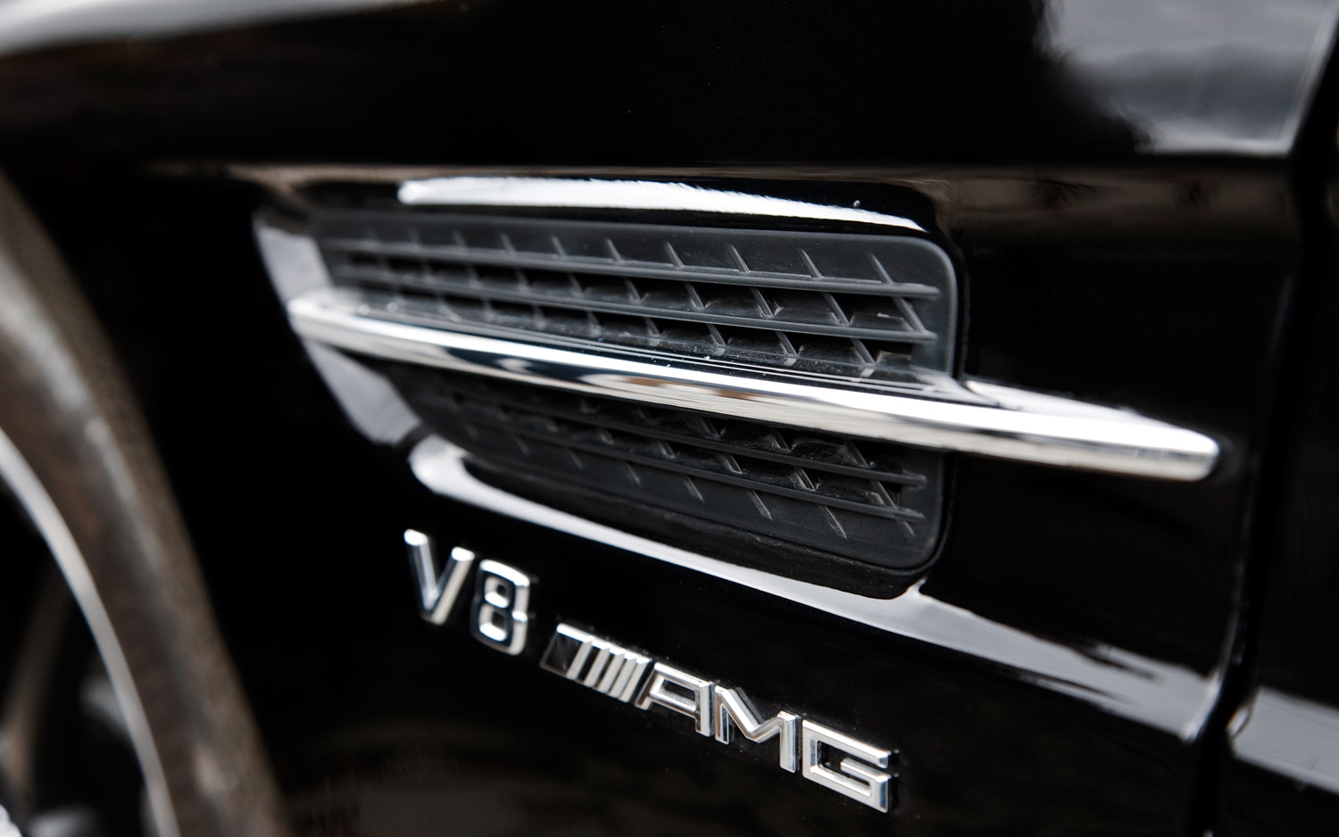 emblem AMG V8 original 1st - 3