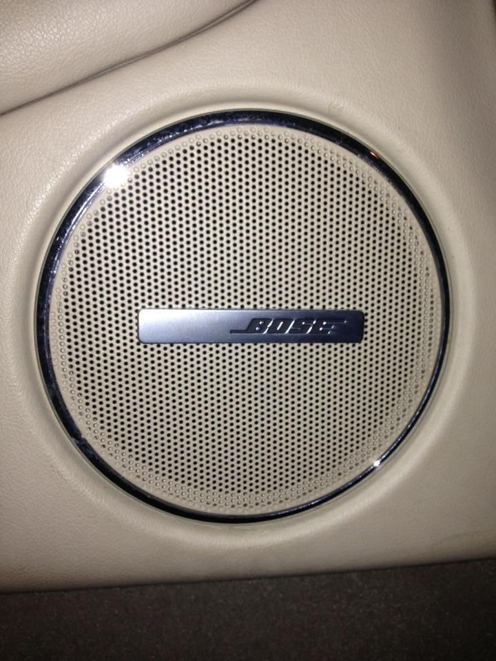 BOSE Comand emblem original 1st  - 5