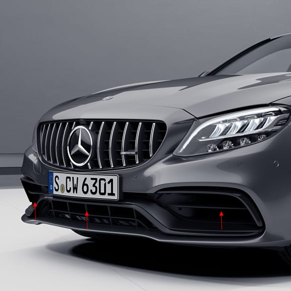 1. Facelift C63 front airgrills  3st - 2