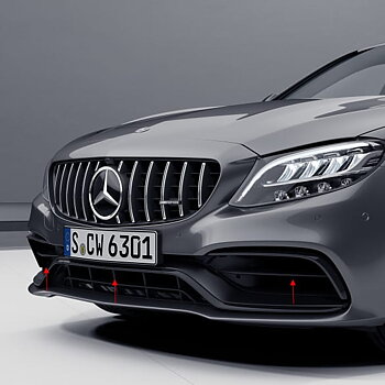 1. Facelift C63 front airgrills  3st